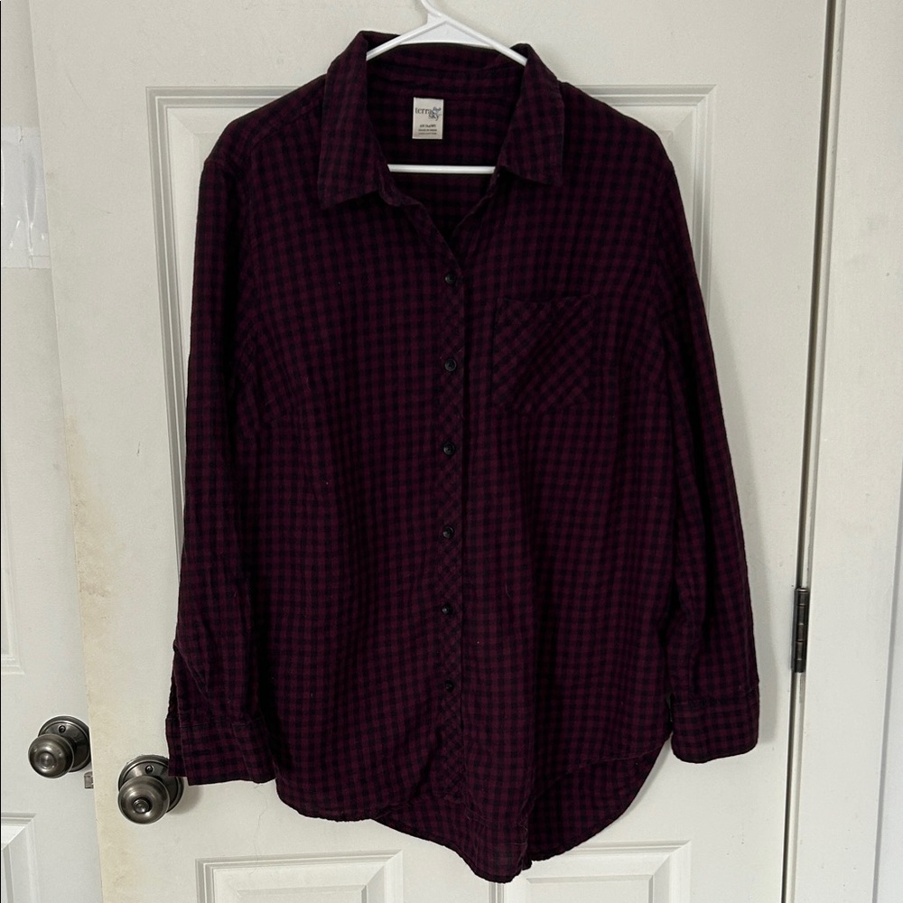 Terra & Sky women’s checked flannel Button Down Shirt size 14 W black red cotton